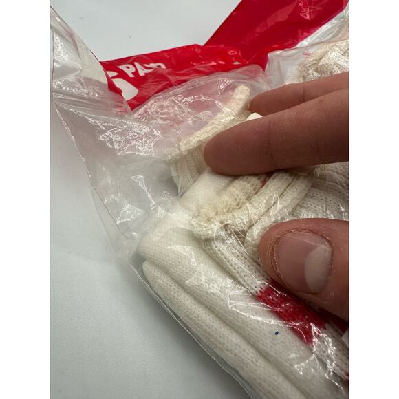 2 Pairs Of Vintage 80s Cream With Red Stripes Tube Socks, Smaller Fit Amd Length - Picture 4 of 5